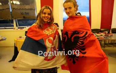 Flamuri serb dhe shqiptar bëhen bashkë, shikoni kush e sheshoi “luftën” mes 2 vendeve