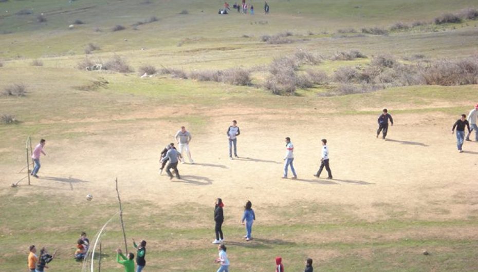 Pushimet verore në mal, vajzë qyteti apo një “fshatare” e vogël?