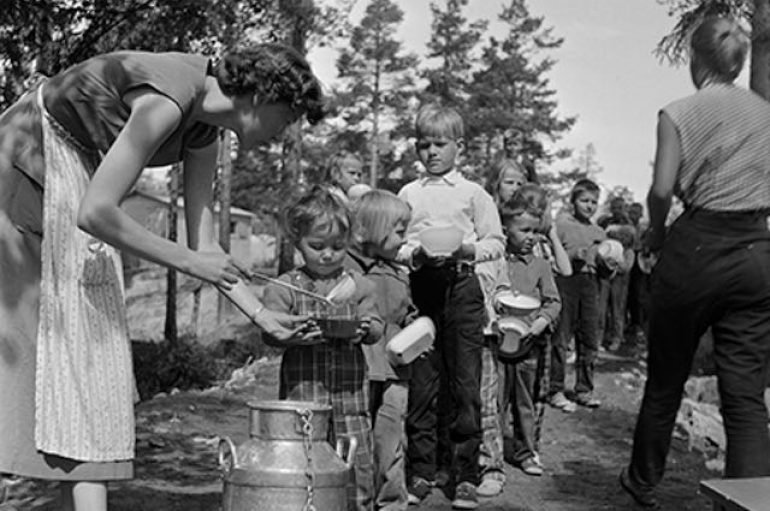 Ky kryeqytet në botë ka shërbyer ushqim falas për fëmijët për 75 vjet