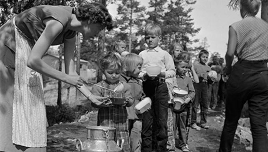 Ky kryeqytet në botë ka shërbyer ushqim falas për fëmijët për 75 vjet