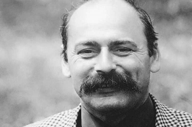 Andi Bejtja: Pse të gjithë duan të jenë “shoku i ngushtë i Dorit”!