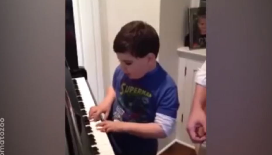 Djali i talentuar me autizëm!