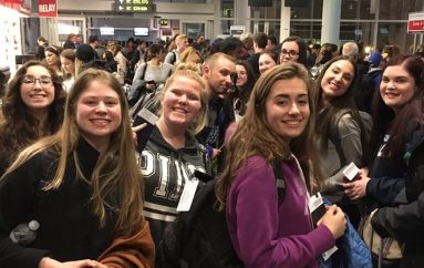 Terapia e lumturisë, 20 postimet më “funny” nga gratë për këtë javë