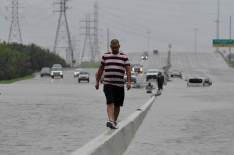 Heroi shqiptar në uraganin e Teksasit
