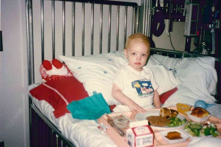 E reja i mbijetoi kancerit 2 herë kur ishte fëmijë, vendimi që merr sot mrekullon të gjithë