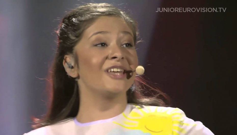 Kur vajza e “gjeniut” rritet, rrëmben trofetë