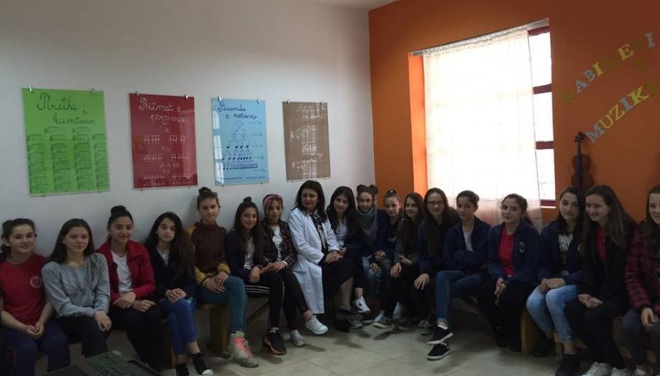 “Edukimi përmes artit”