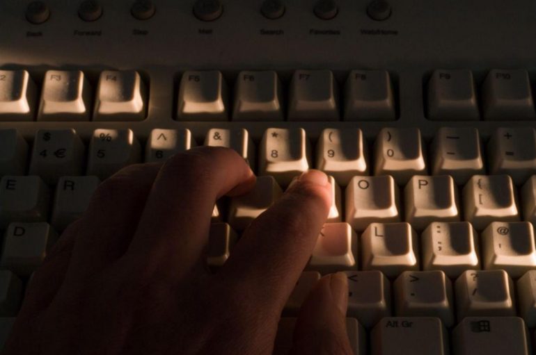 FBI jep alarm, shpëton 84 fëmijë nga trafikantët: Ja si rekrutohen