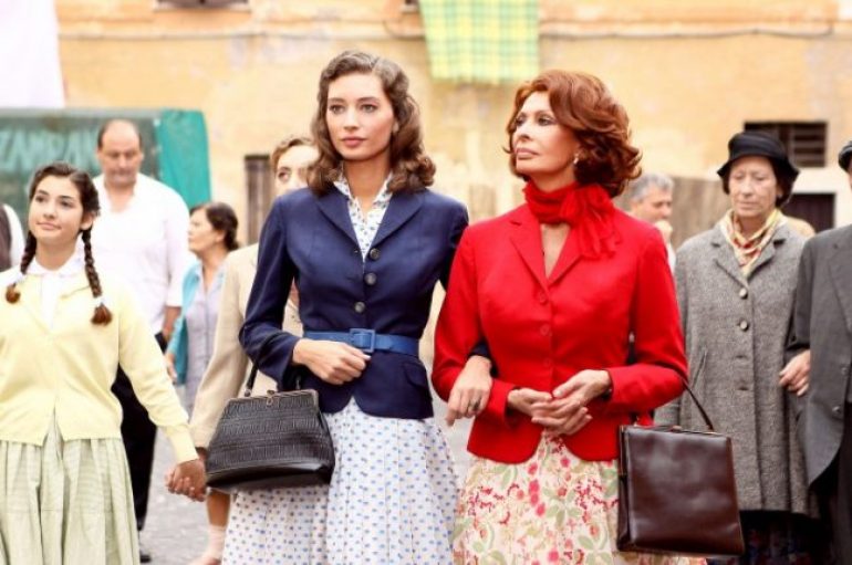 Hoqi dorë nga ëndrra se u operua, sot aktorja nga Berati në krah të Sofia Loren