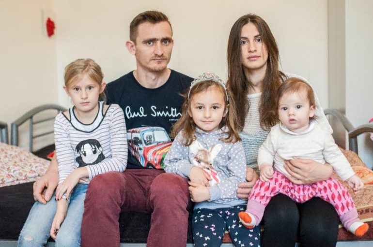 Familja shqiptare i shpëton dëbimit, si ua rrëmbyen zemrat gjermanëve