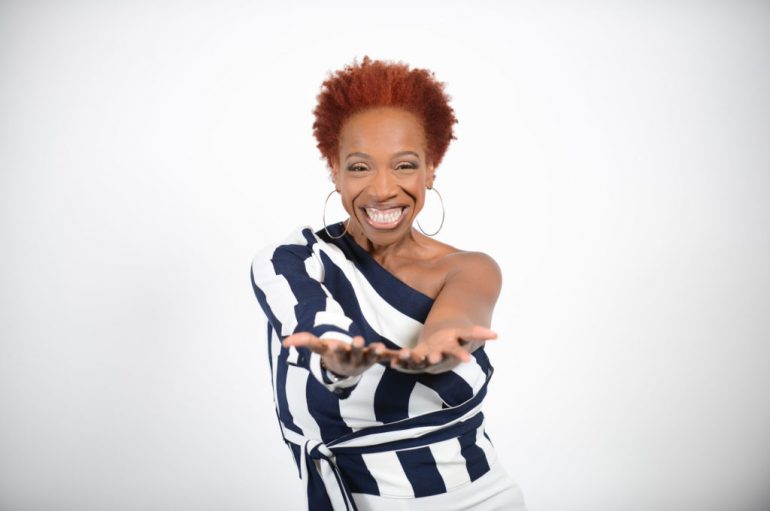 Historia e autores që ndryshoi dhe fuqizoi miliona njerëz në botë