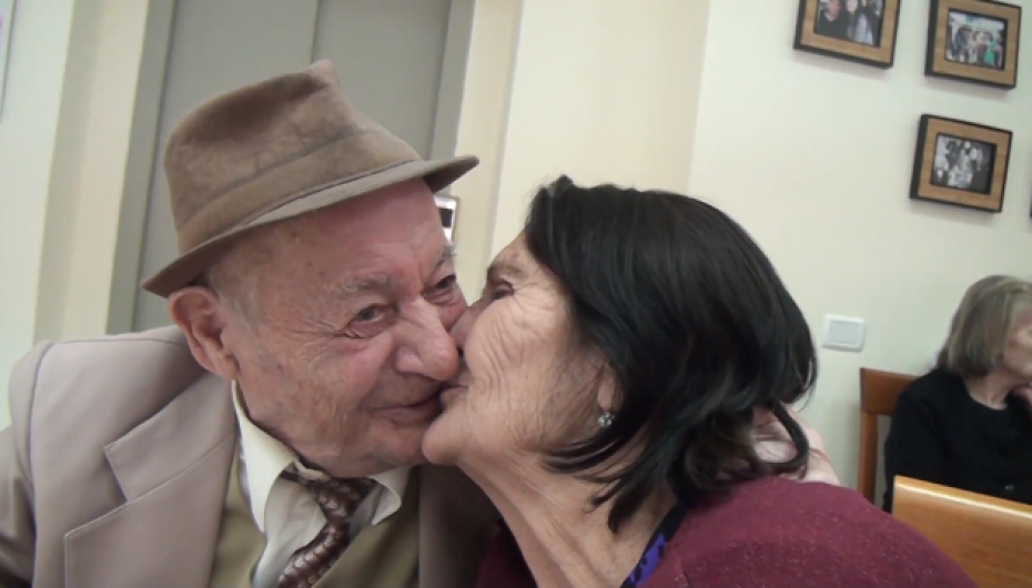Të gjesh dashurinë në azil, historia e veçantë e Et`hemit dhe Vangjelicës