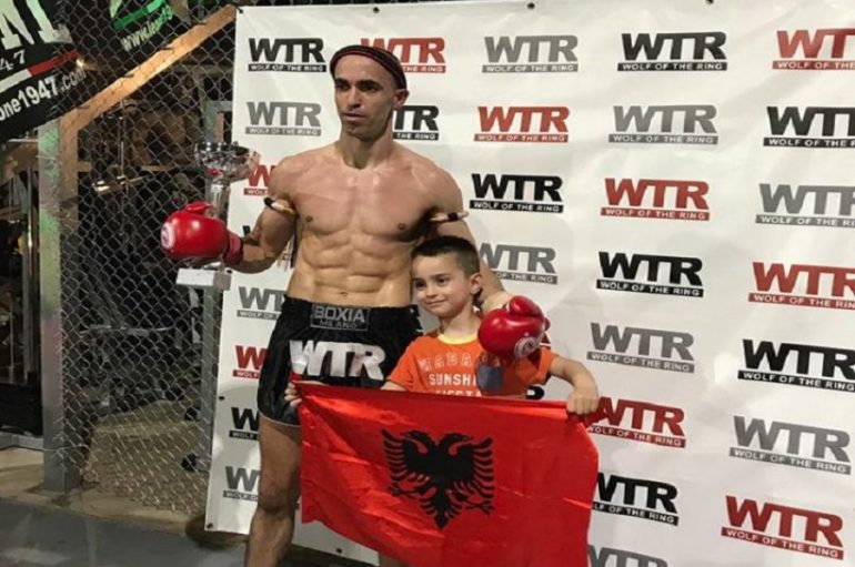 Ervis Bici, “Mbreti i Triestes” shpallet kampion në Muay Thai: Suksesin ia dedikon djalit pa këmbë
