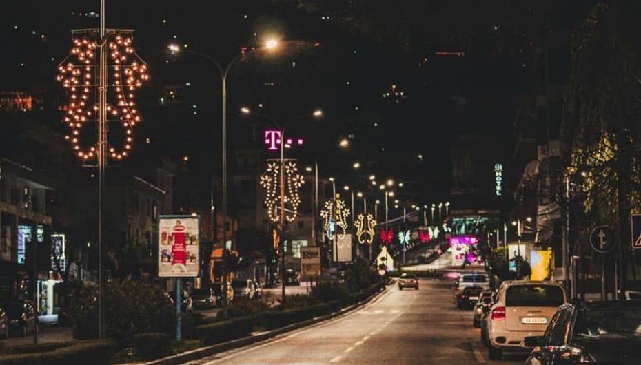 Gjallëri festash në të gjithë vendin