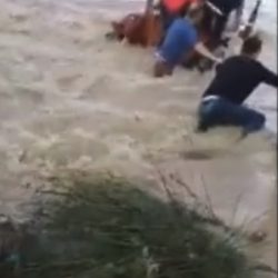 lidhur me litar shpetojne 3 banore ne Delvine