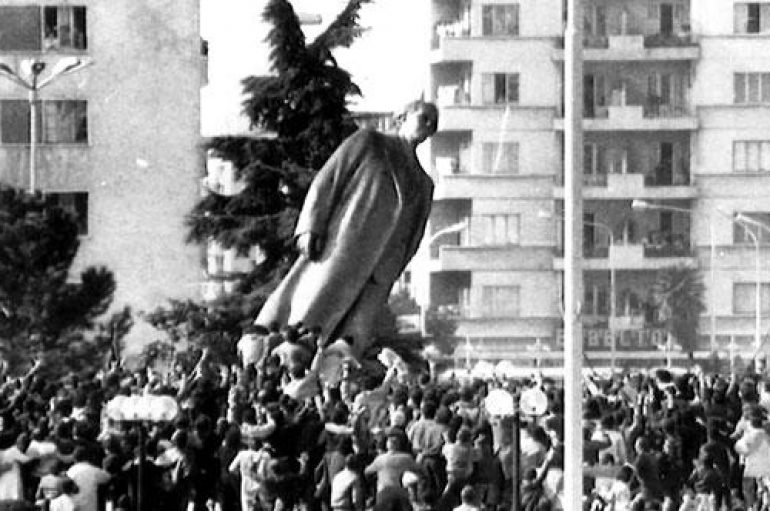 8 dhjetori, Dita e Rinisë, një vlerë për çdo brez dhe kohë