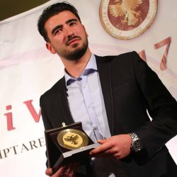 26219695_2030978100448022_824509323553759969_n