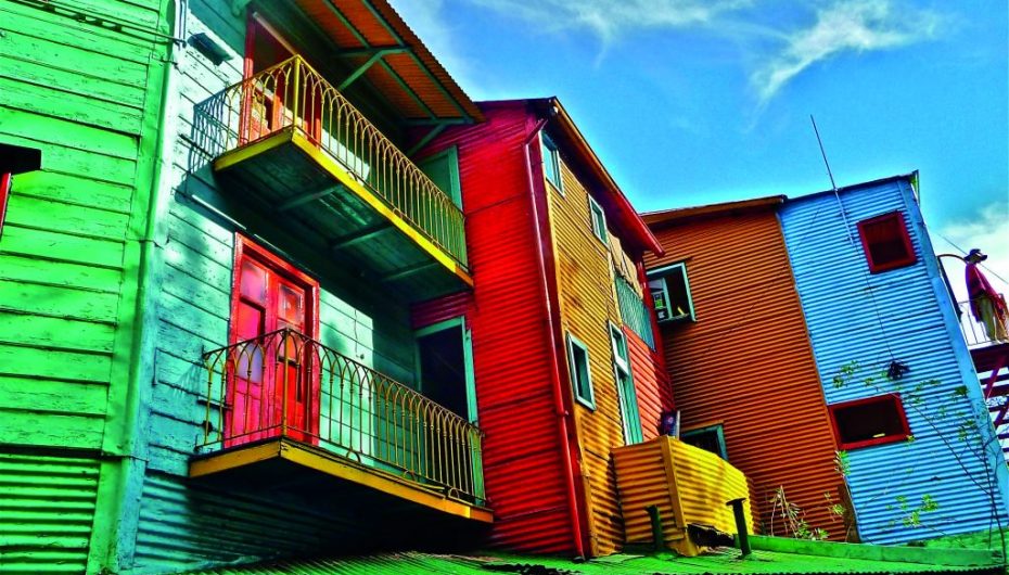 Një botë me ngjyra: Pesë destinacione që do t’ju verbojnë sytë