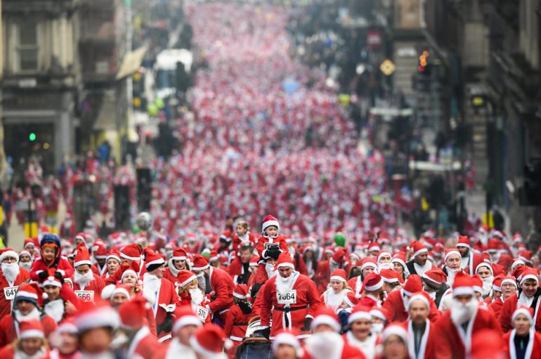 Këto 17 foto tregojnë si babagjyshi gëzoi gjithë botën (FOTO INSPIRUESE)