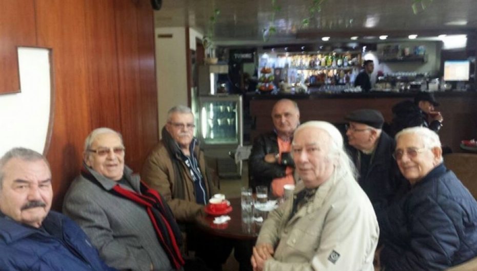 ‘Një grusht yjesh’ mblidhen në ditëlindjen e të madhit Robert Ndrenika