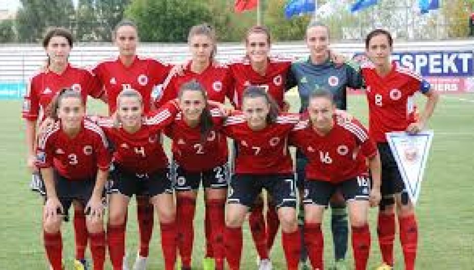 2017 vit historik për futbollin e femrave, ‘sfidë e ashpër’ me meshkujt