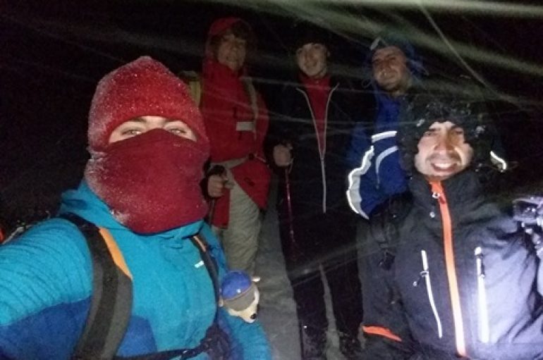 Të rinjtë përballë stuhisë, e nisin 2018 mbi majën e Korabit