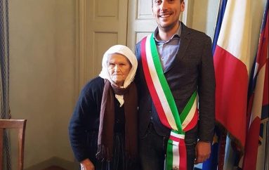 Babai iu vra se strehoi ushtarët italianë, e moshuara shqiptare realizon ëndrrën e fëmijërisë