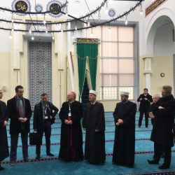 b602ddcc0a9af620da105328920ea68d_L