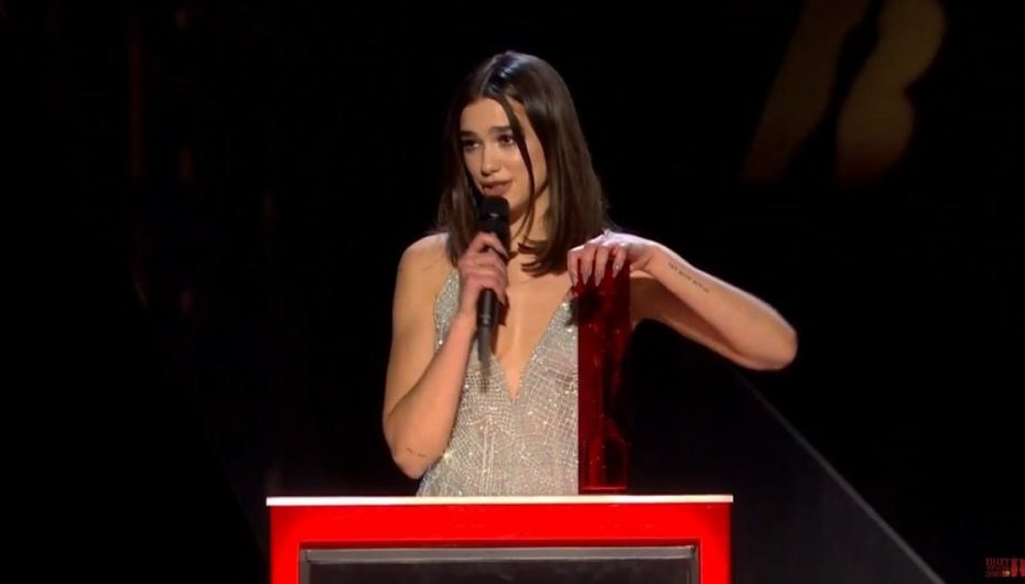 Këngëtarja shqiptare shpallet “Artistja më e mirë femër” në BRIT Awards