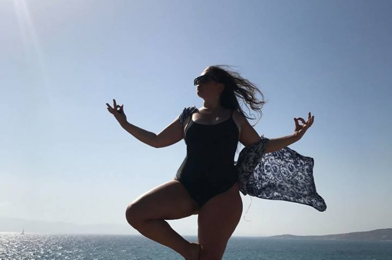 Dashuro veten, Elda ju mëson çelësin e lumturisë