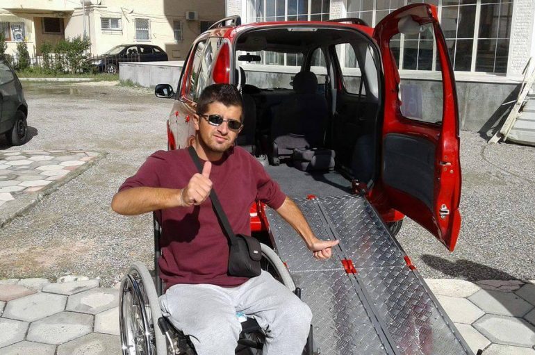 Jeta e Flamurit përtej asaj që duket: Si ndërtova karrierë të hekurt në karrige me rrota