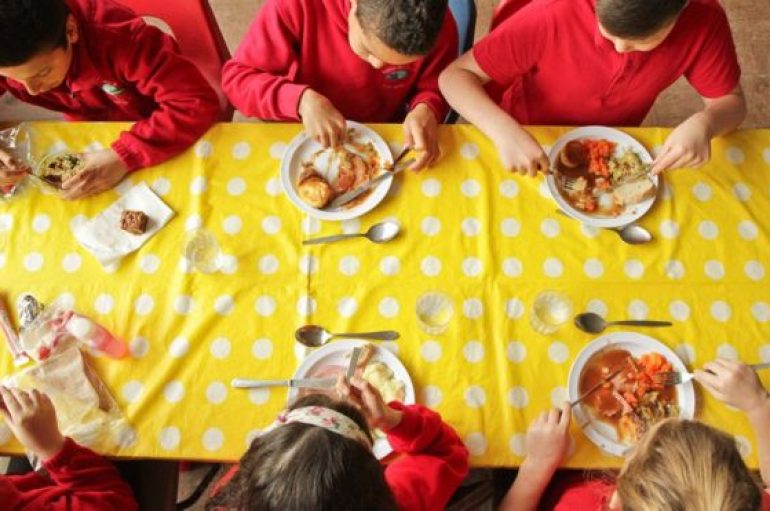 Të dhëna alarmuese për fëmijët mbipeshë, bëhuni shembuj për ta