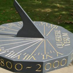 Sundial-with-roman-numerals-CC-Steve-Day