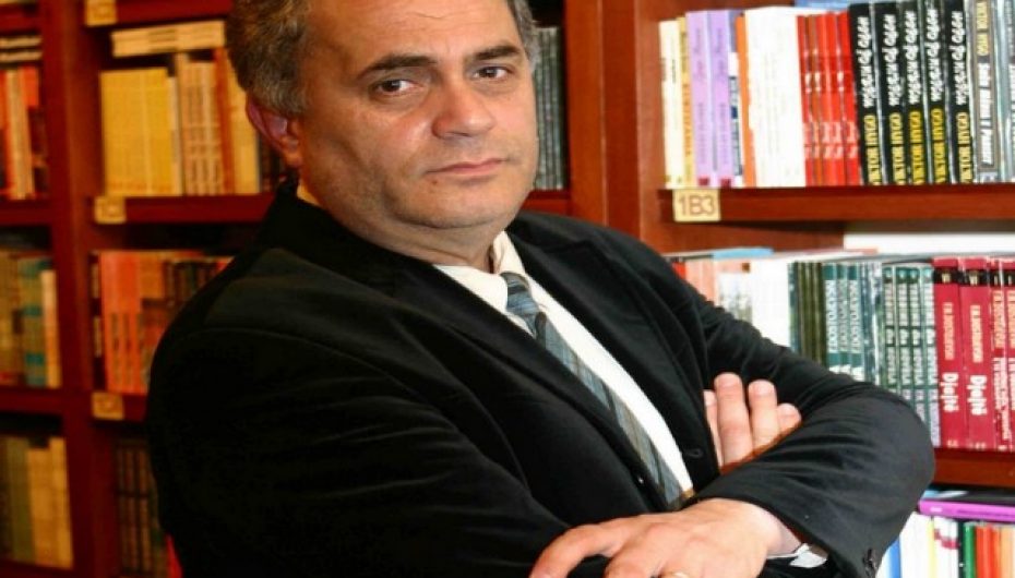 Porosia e akademikut për mësuesit