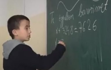 Fëmija gjeni në Kosovë, psikologët: Të kalojë nga klasa e 3-të në të 8-tën