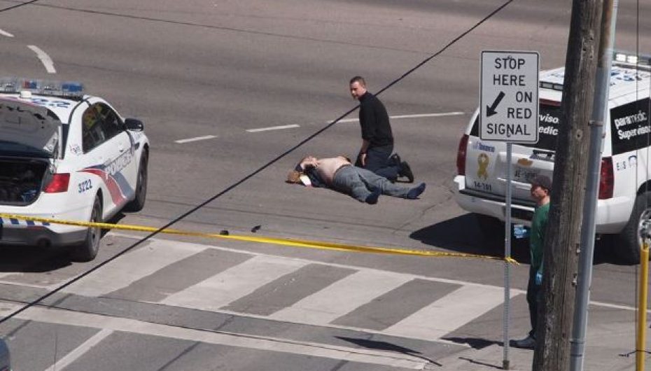 Bes Kondi, pranë të sulmuarve me furgon në Toronto