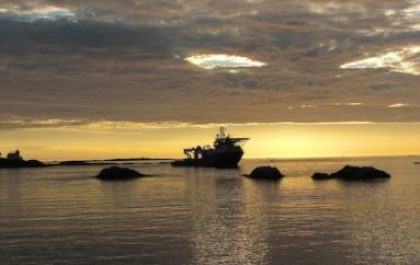 Niseni ditën me dëshirën për ta shpëtuar dhe shijuar botën