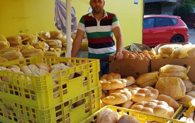 Shqiptari dhuron bukë falas për të varfërit