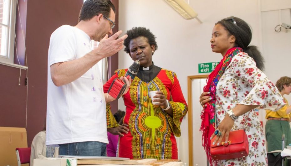 Biblioteka e plaçkava që huazon lirë për të gjitha komunitetet