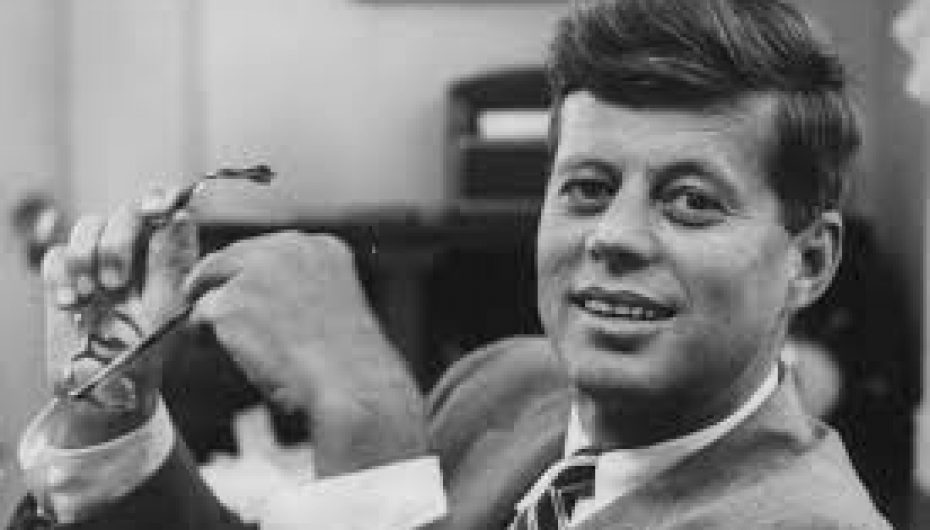 Problemet e botës nuk mund të zgjidhen nga skeptikët ose cinikët horizontet e të cilëve janë të kufizuara…