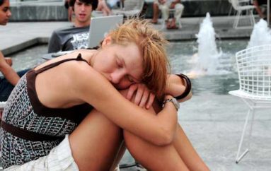 Si të flesh “i zgjuar”, përdorni disa mënyra që sonte