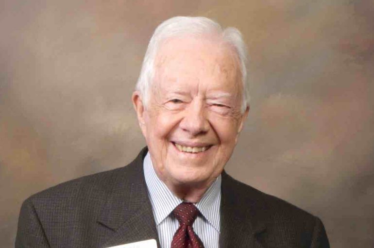 Ish-presidenti Amerikan hap një klinikë të re në këtë qytet të vogël në Gjeorgji