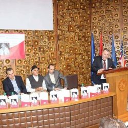 35272175_1525263770933404_37817921480687616_n