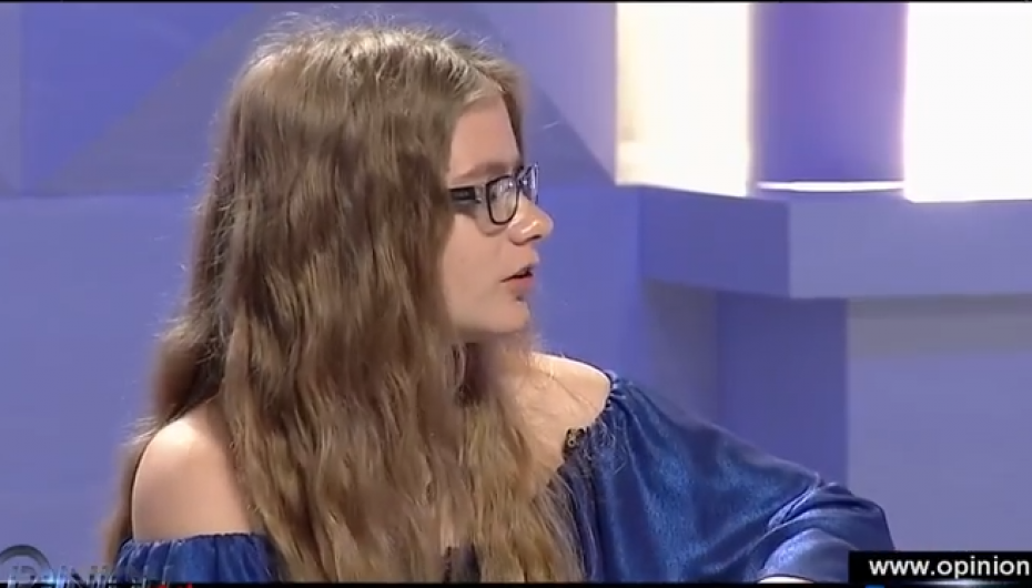 Jepen vetëm 5 bursa në botë, 15-vjeçarja nga Tirana fiton njërën prej tyre