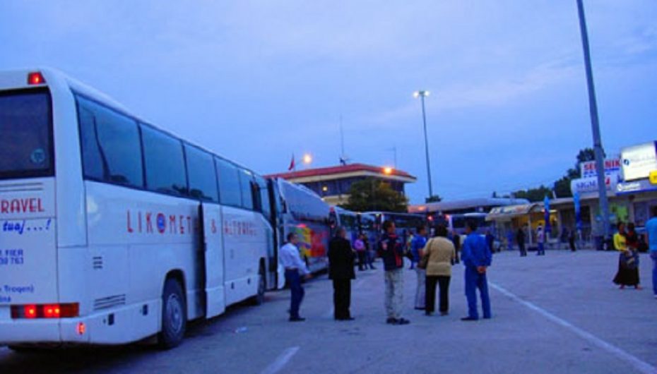 Nëna shqiptare e ‘humbur’ në emigracion për fëmijët, shpreson të realizojë ëndrrën e vetme pas të 40-ve