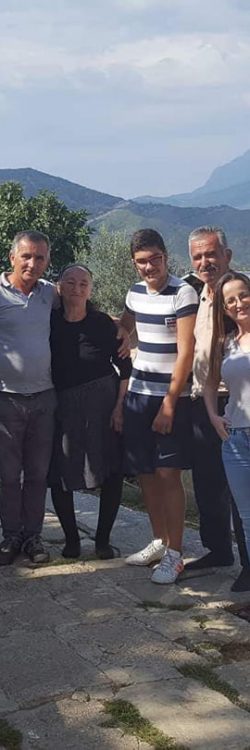 40082364_2110966882270748_1883490893286080512_o