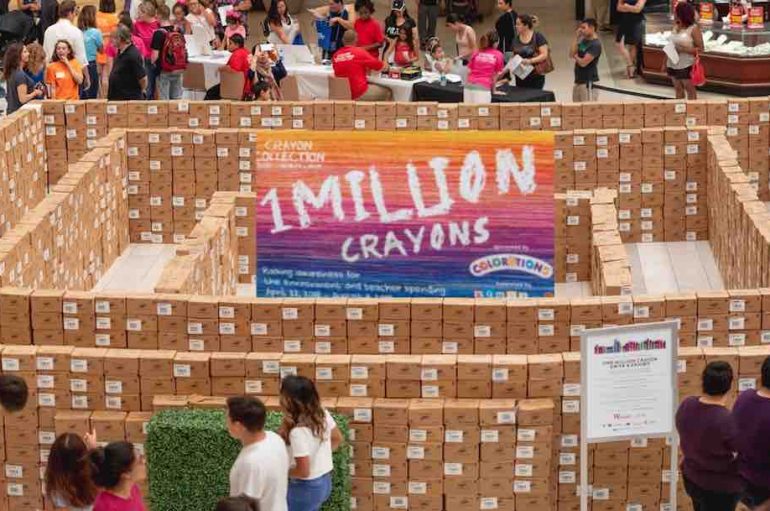 Rekord botëror, një milion ngjyrues në mbështetje të 700 mësuesve