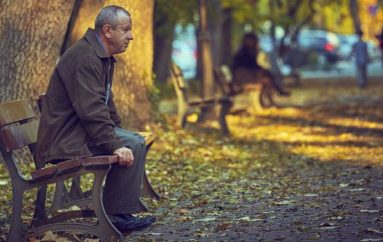 Fshatari famëkeq: Mos ndiqni lumturinë por shijoni jetën