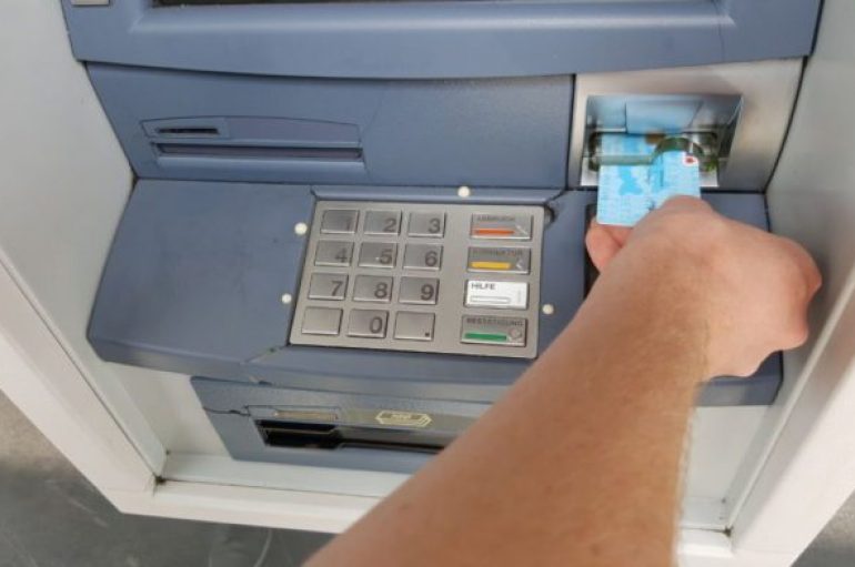 ‘Ky vend bëhet, jo nga ne por nga fëmijet tanë’