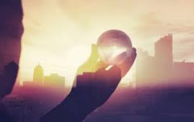 “Ka vetëm një të mirë: dituria. Dhe vetëm një të keqe: padituria”